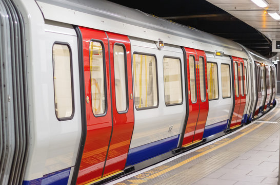London underground train carriage waiting to depart at platform