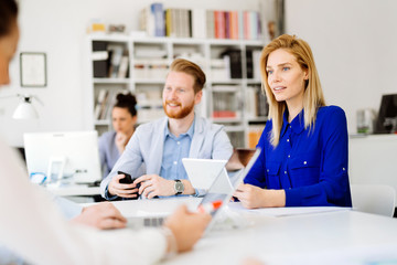 Obraz premium Succeful business partners brainstormin