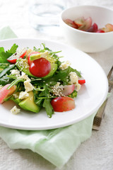Fresh Avocado Salad with Grapes