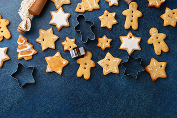 Fototapeta na wymiar Christmas Gingerbread cookies and cutters