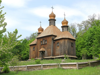 Fototapeta na wymiar Ukraine. Saint Arkhistratiga Mikhail's temple