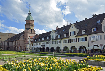 Frühling am Unteren Markt mit Stadtkirche, Freudenstadt
