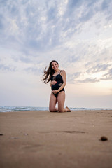 Fototapeta na wymiar pregnant woman at beach