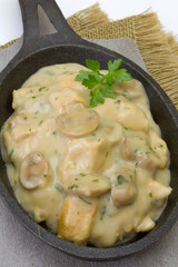 poulet aux champignons