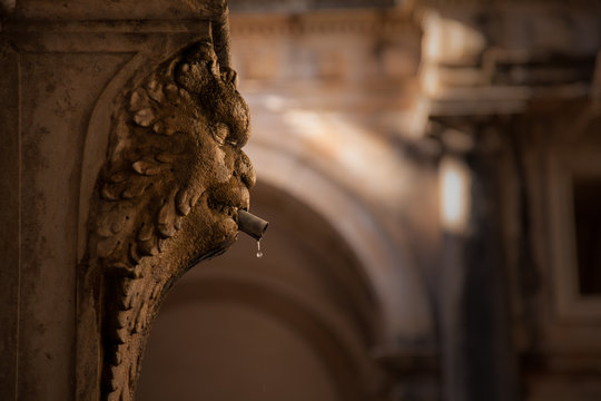 Antica fontana