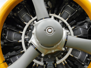 hélice et moteur avion gros plan