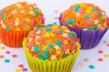 Cupcakes decorated with stars 