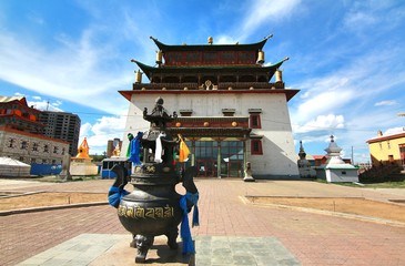 The Gandantegchinlen Monastery is a Tibetan-style Buddhist monastery in the Mongolian capital of Ulaanbaatar, Mongolia - 158235978