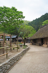 Fototapeta na wymiar 古い日本の家屋
