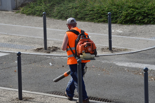 104 Best Technicien De Surface Images Stock Photos Vectors Adobe Stock 104 Best Technicien De Surface Images Stock Photos Vectors Adobe Stock