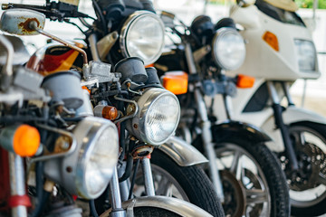 Line up headlight of motorcycles