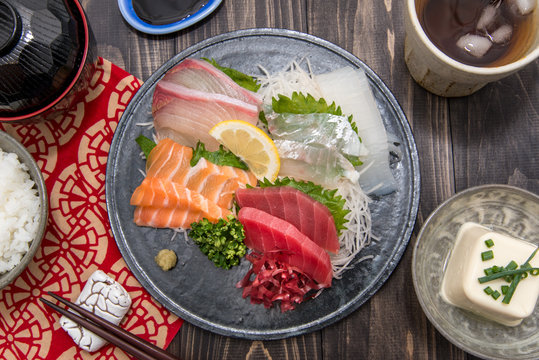 Japanese food mixed sashimi