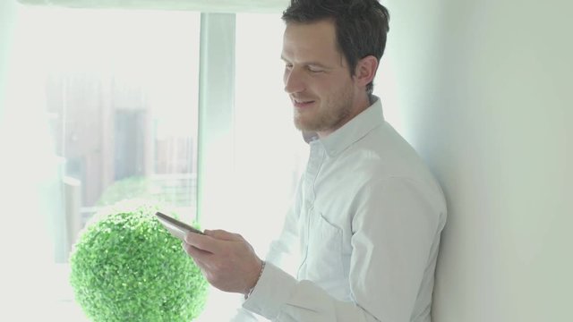 Man using smart phone