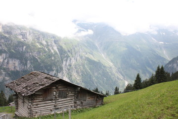 Fototapeta na wymiar Alpen dorf