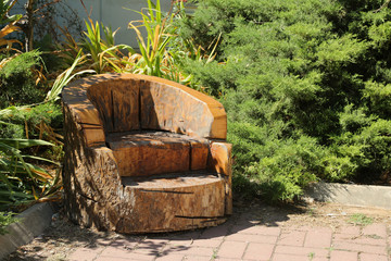 Fototapeta premium Armchair carved into the hands