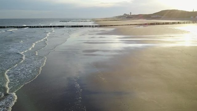 Sonnenaufgang am Strand von Domburg Niederlande