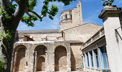 Église Notre-Dame-et-Saint-Véran