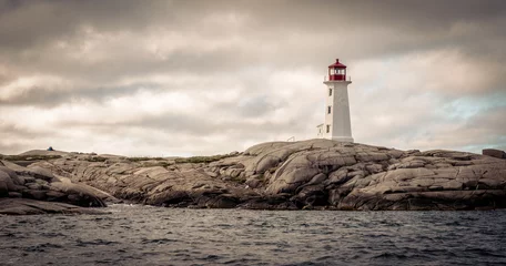 Fotobehang vuurtoren in Peggy& 39 s Cove, Nova Scotia © Brianna