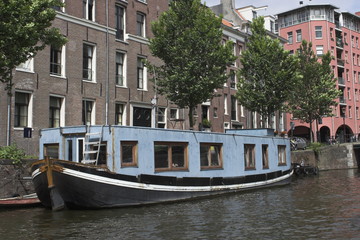 Hausboote in Amsterdam