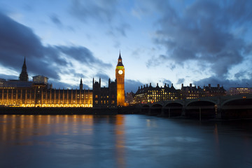 Fototapeta na wymiar Big Ben and Westminster palace in London at night
