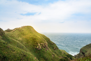 Fototapeta premium View of mountains and nature on the east coast of Taiwan.