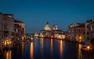 Fototapeta na wymiar Venice at Blue Hour