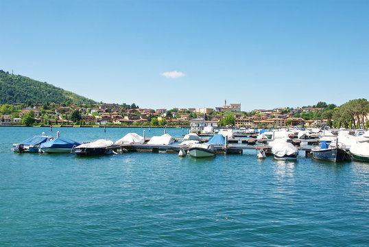 Porto turistico di Sarnico sul lago d'Iseo