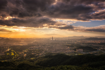 landscape of Seoul city skyline at night in Korea.