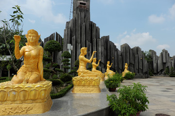statue of goddess of luck at Suoi Tien