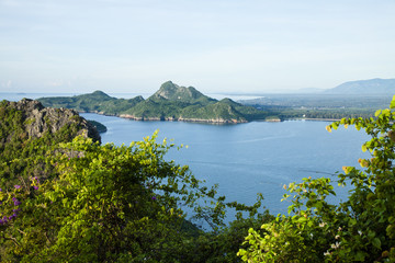 Fototapeta na wymiar Viewpoint Prachuap Bay