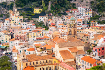 Obraz premium Detail cityscape view of picteresque colorful houses in Amalfi
