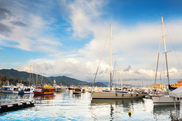Fototapeta na wymiar Beautiful view of the sea coast with yachts