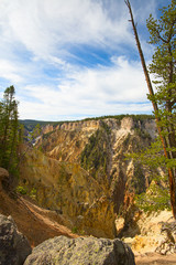 Fototapeta na wymiar Yellowstone canyon