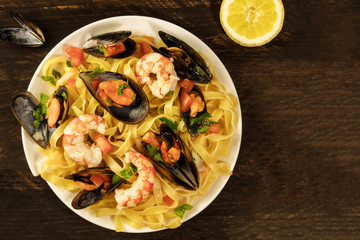 Seafood pasta dish with mussels and shrimps