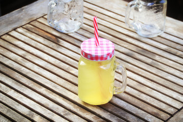 Selbst gemachte Limonade