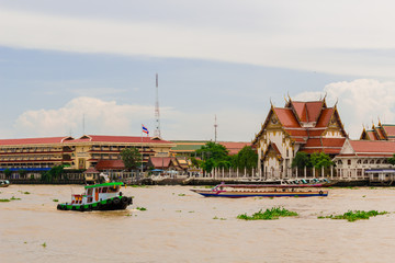 タイ・バンコク・チャオプラヤー川沿い