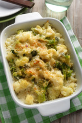 Cauliflower and broccoli cheese