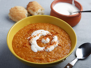 Lentil cream soup