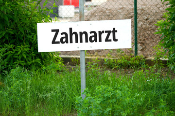 Zahnarzt