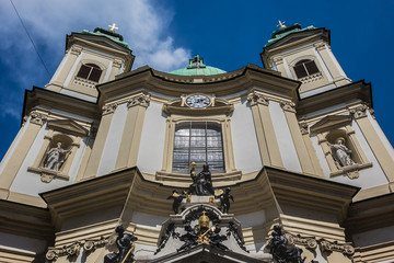 Fototapeta na wymiar St. Peter Church (Peterskirche, 1733) - Baroque Roman Catholic parish church in Vienna, Austria. That Roman church was built on the site of a Roman encampment.