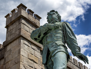 Fototapeta na wymiar Nathan Hale Statue in Hartford Connecticut