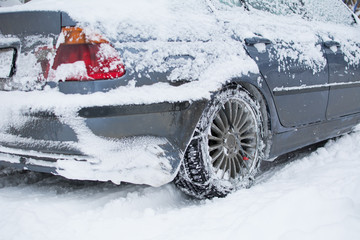 Winter car chains on the tyre