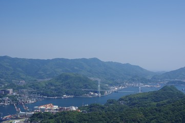Fototapeta na wymiar 長崎港と女神大橋　稲佐山から