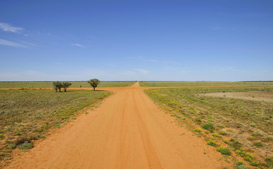 Fototapeta na wymiar Country crossroads in rural Australia.