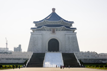Obraz premium Democracy Memorial Hall in Taipei ( National Chiang Kai-shek Memorial Hall )