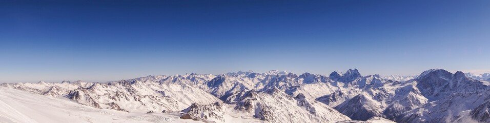Panorama of the snow-capped mountains. the majestic mountains
