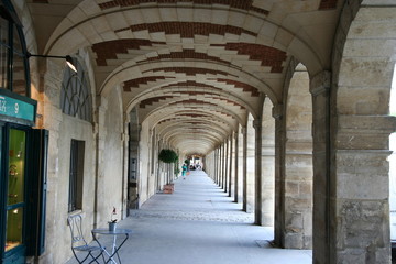 Paris Arcade Place des Vosges