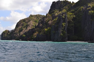 Ocean view with island in El Nido