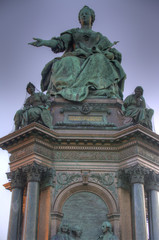 Fototapeta na wymiar Maria-Theresien-Denkmal