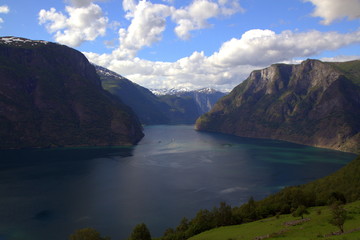Fototapeta na wymiar Gorgeous view of the Aurlandsfjord from the Stegastein lookout, Aurland, Norway